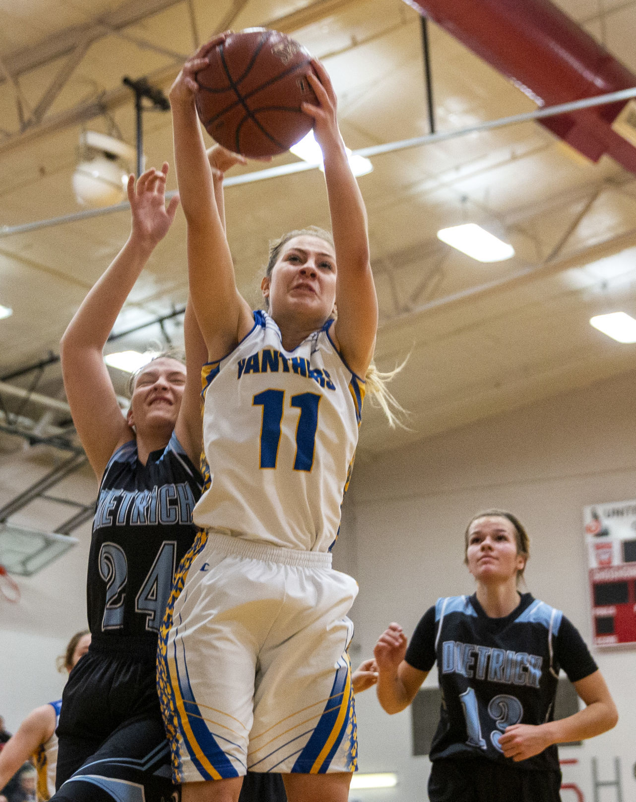 Carey vs Dietrich girls basketball
